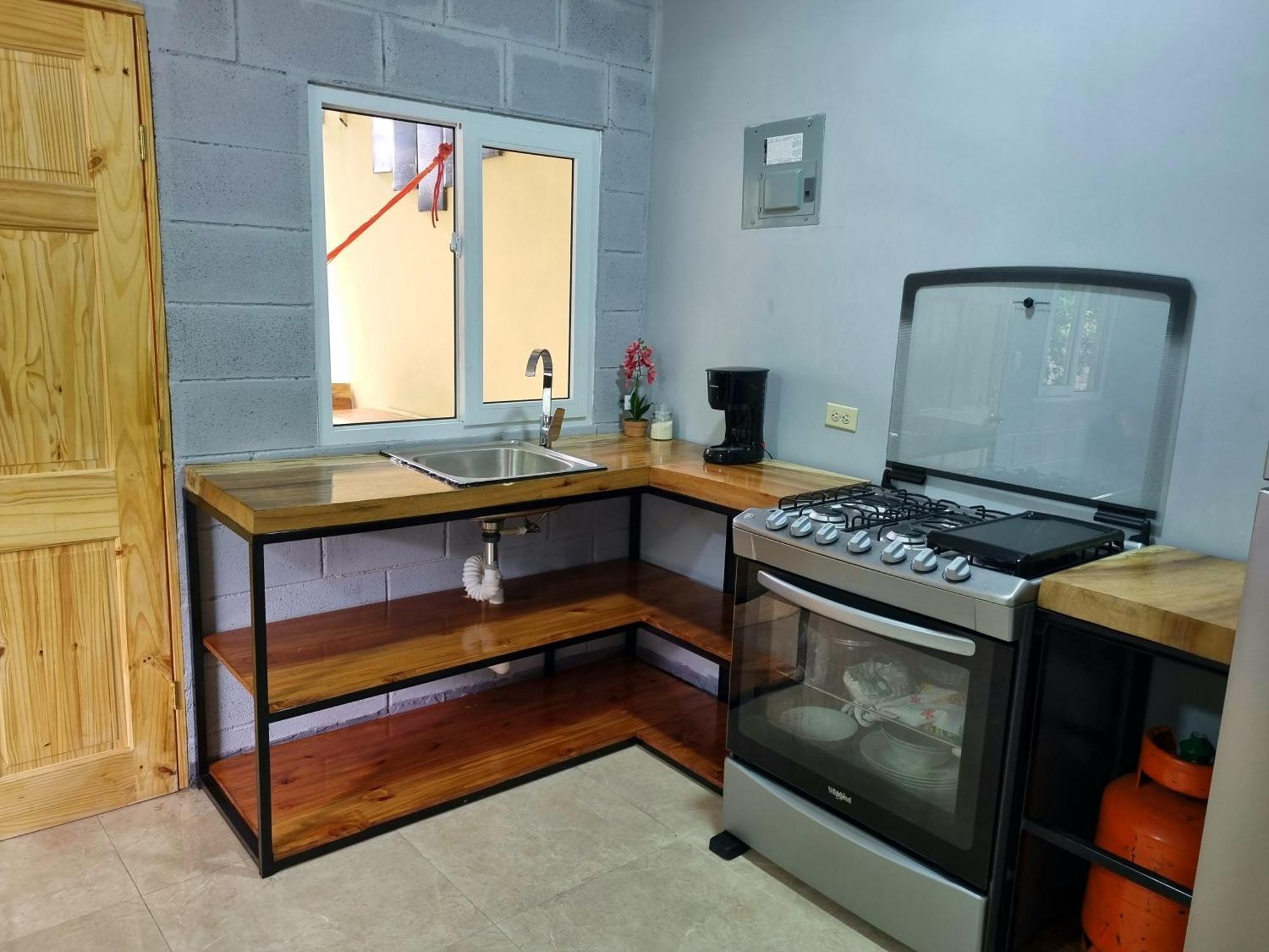 Hostal Camila'S Tamanique Eksteriør billede
