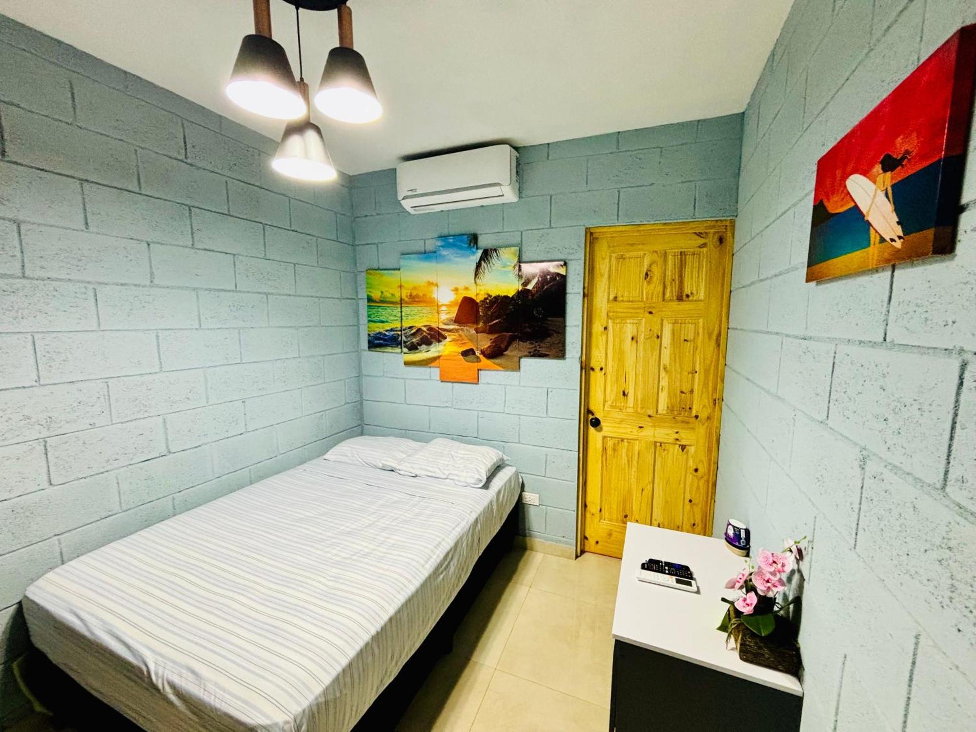 Hostal Camila'S Tamanique Eksteriør billede