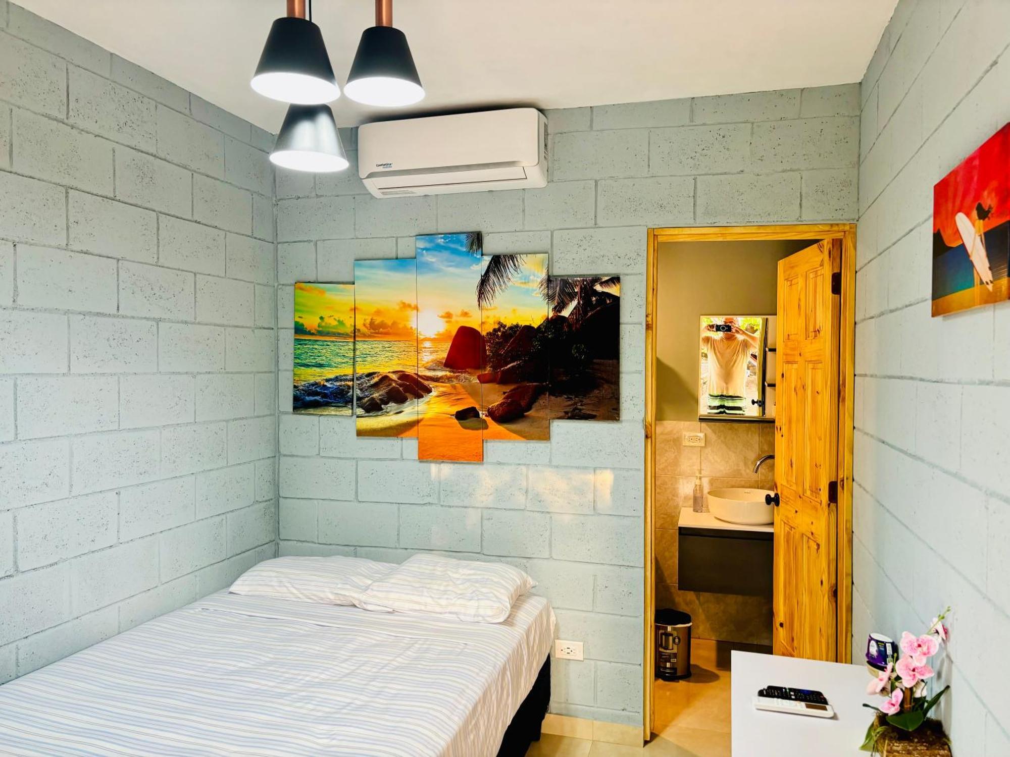 Hostal Camila'S Tamanique Eksteriør billede