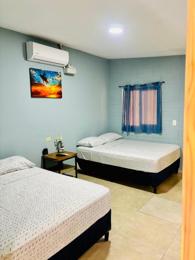 Hostal Camila'S Tamanique Eksteriør billede